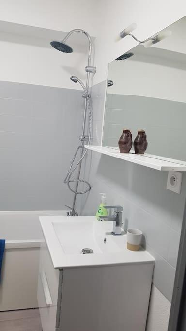Studio Orleans Theatre Apartment Bagian luar foto